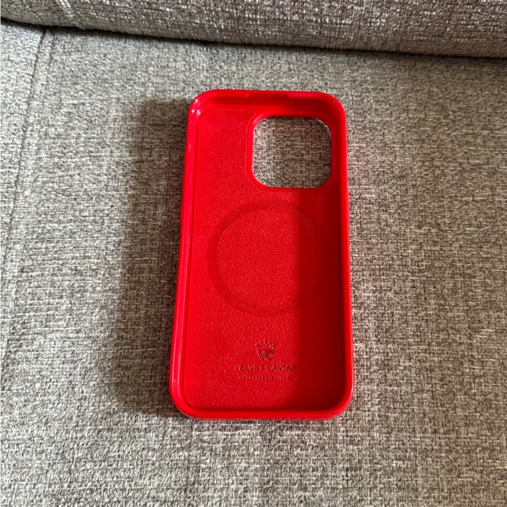 iPhone 15 Pro Case Velvet Caviar Red Leopard - Picture 5 of 5